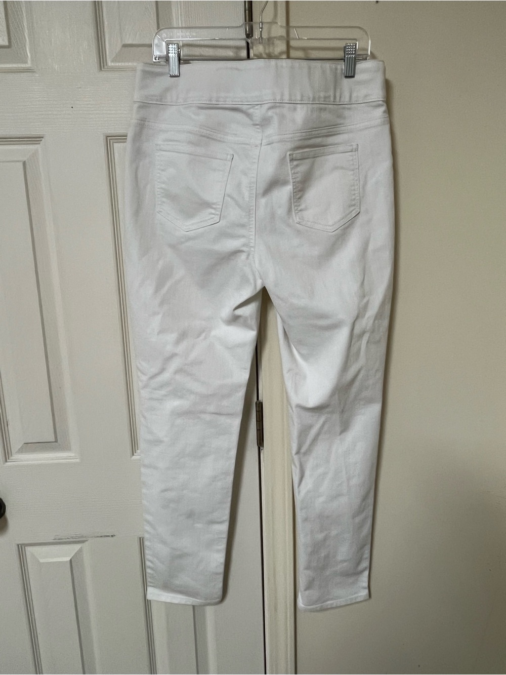 Chico's White Skinny Jeans No Stain Pull On Summer Minimalist Preppy Size 1.5 - Picture 4 of 6